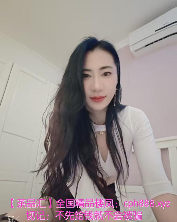 朝阳风骚大奶长腿少妇
