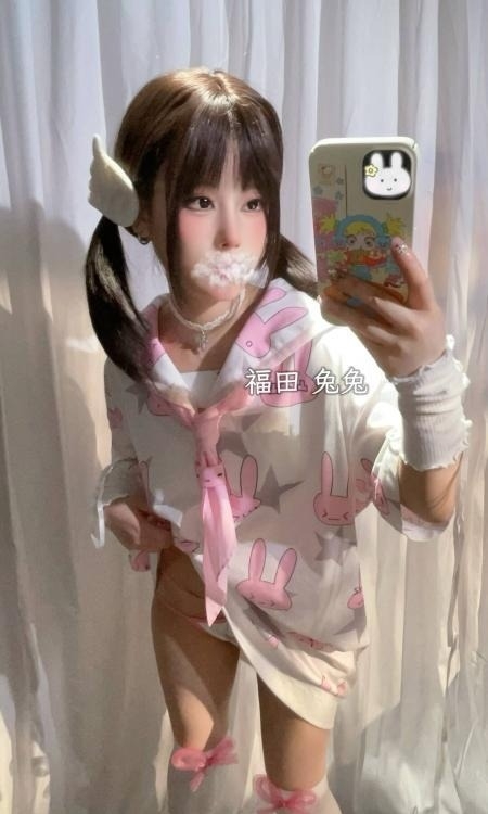 福田嫩嫩的小萝莉