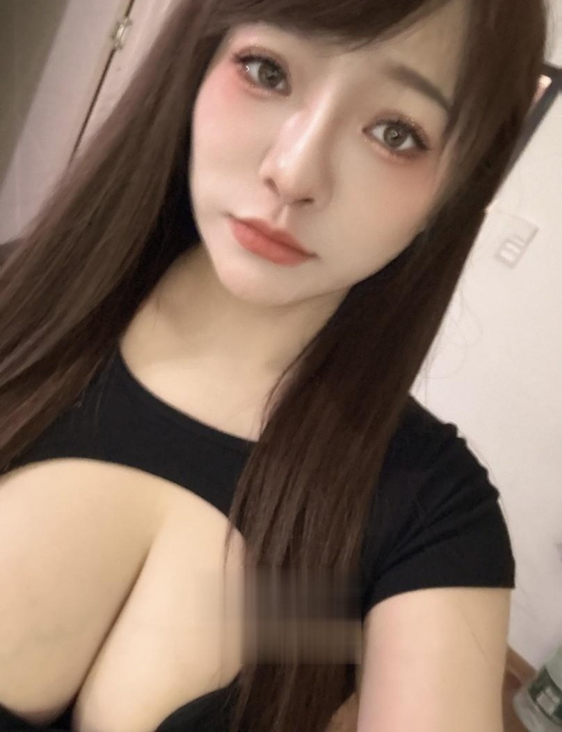 初到南京36D悦悦