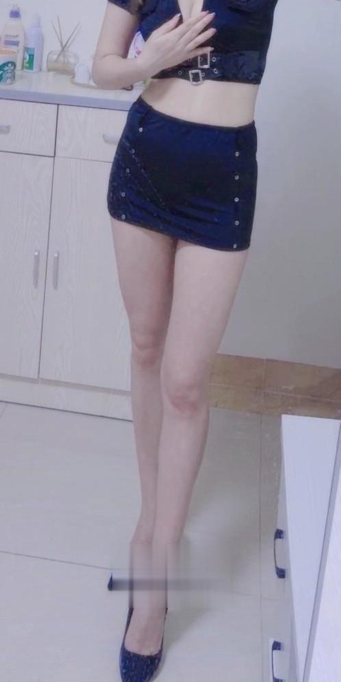 长腿美容师姗姗