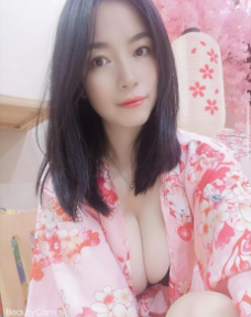 极品少妇，服务无敌，水多胸大