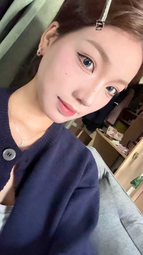 龙岗高挑蜜桃臀美女-欣欣